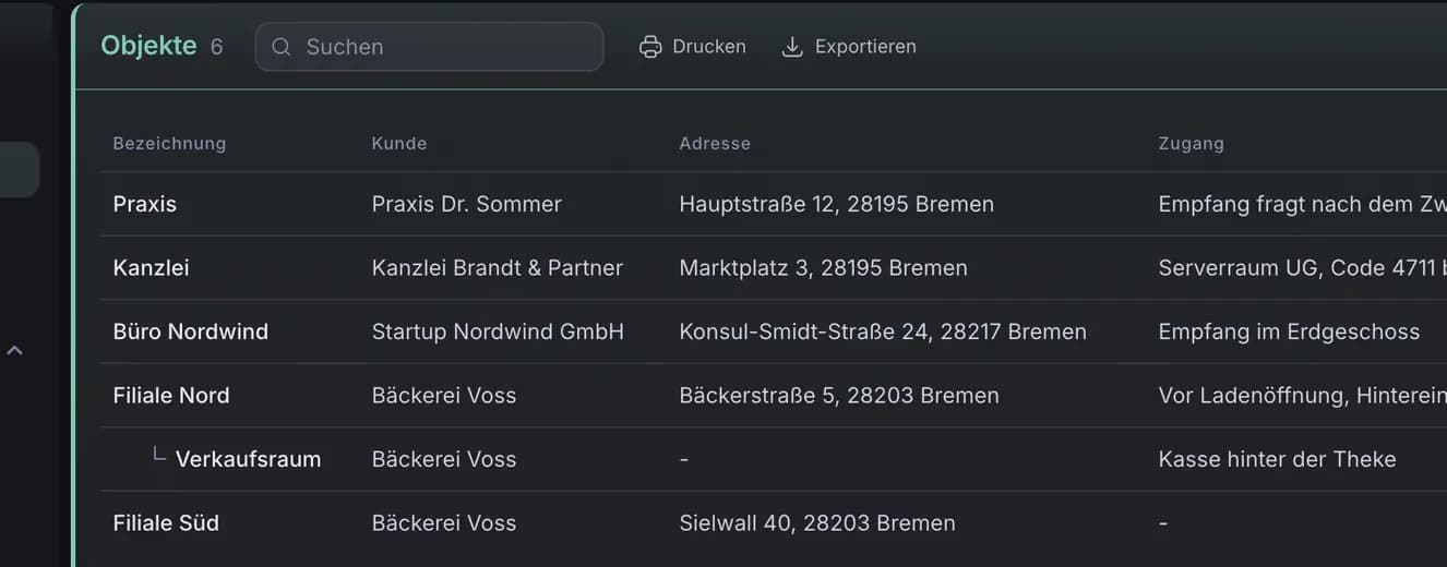 Die Objektliste von Rakete auf dem Handy: je Objekt die Bezeichnung, der Kunde, die Adresse und die angeschnittene Zugangsnotiz.